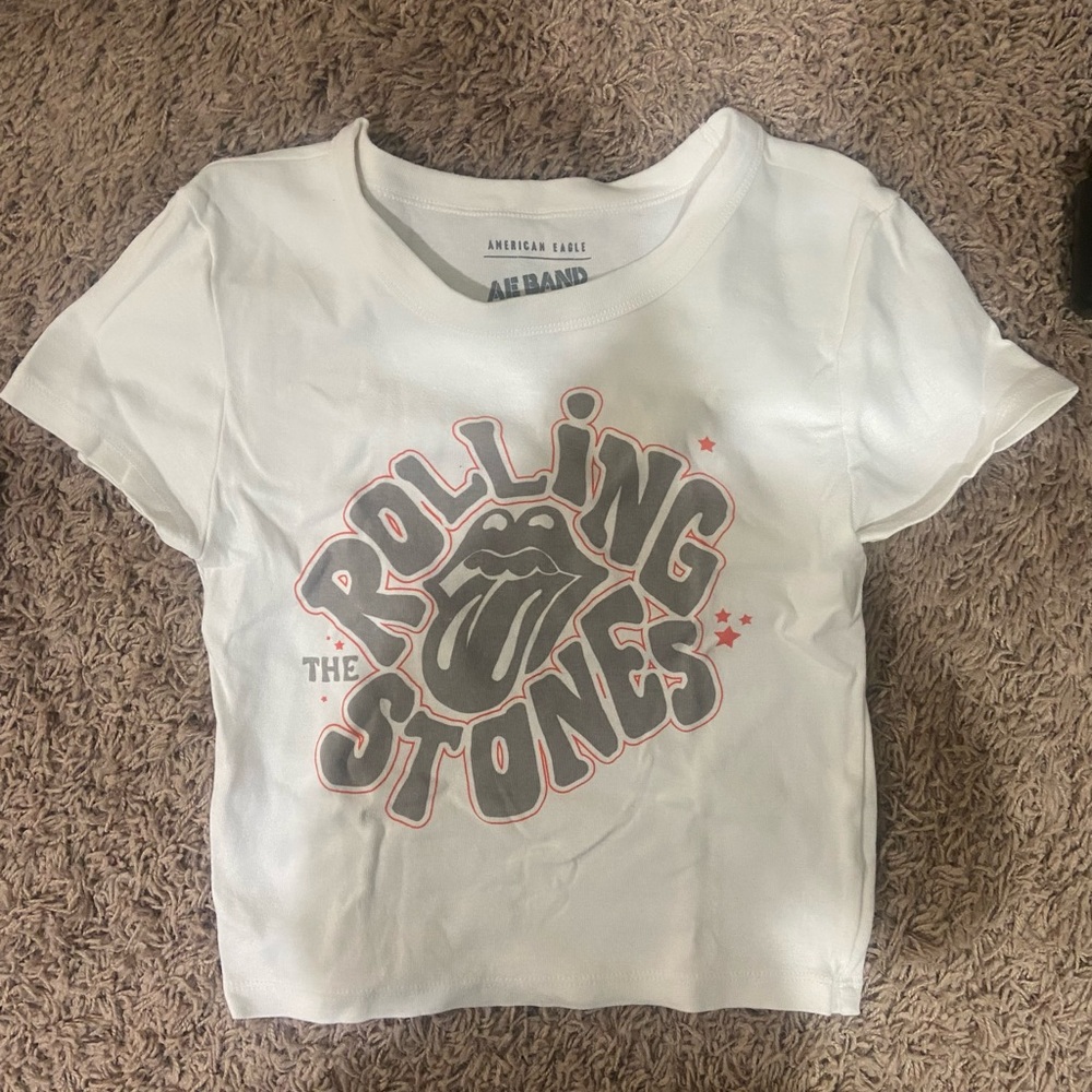 American eagle band tee.